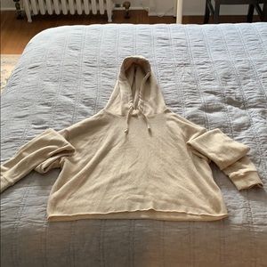 Cropped sweatshirt with hood